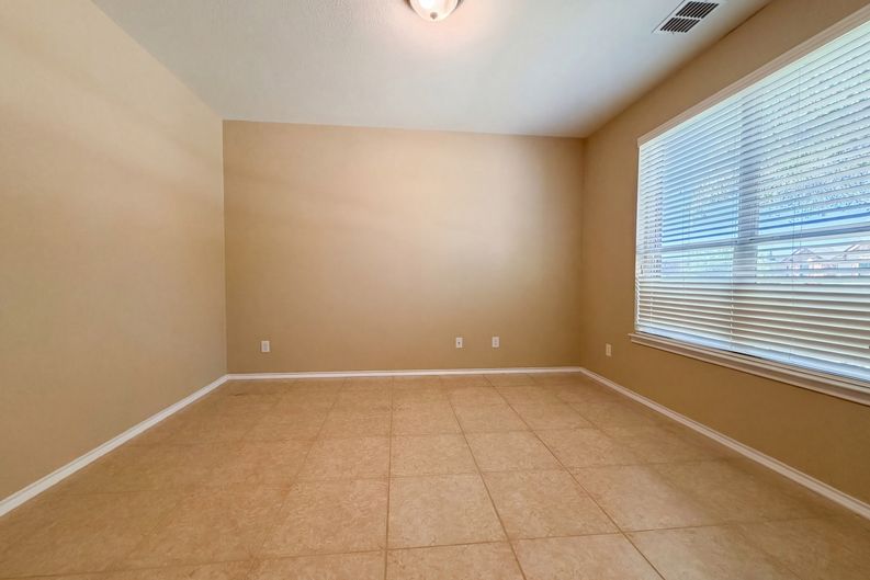 Photo 8 of 20 of 21234 Cinch Run, San Antonio, TX
