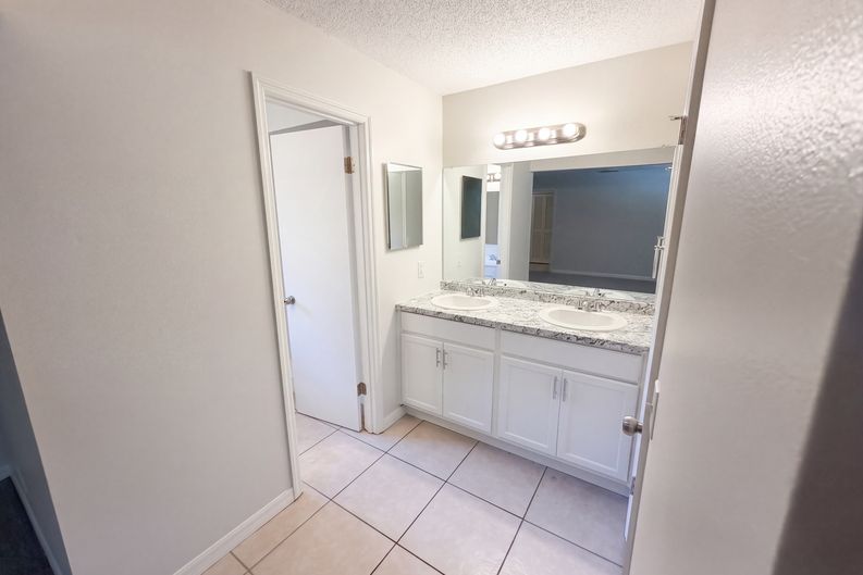 Photo 19 of 31 of 208 Robin Rd, Altamonte Springs, FL