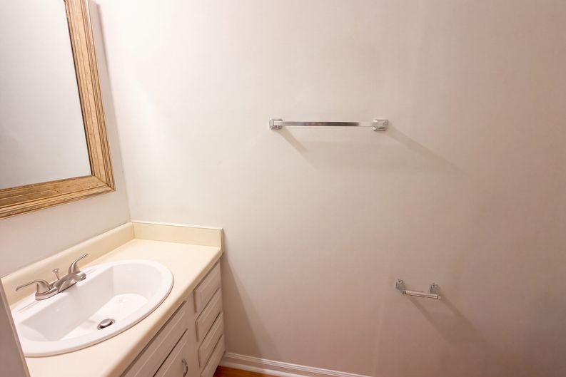 Photo 13 of 16 of 6420 English Oaks Dr, Raleigh, NC