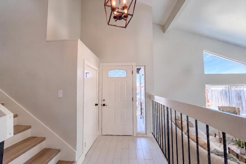Photo 31 of 46 of 6005 La Castana Way, Sacramento, CA