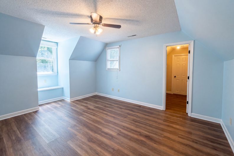 Photo 12 of 48 of 335 Dill Cir, Landrum, SC