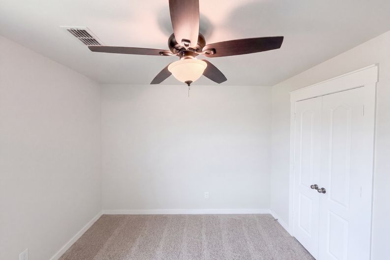 Photo 15 of 23 of 8956 Devonshire Dr, Fort Worth, TX