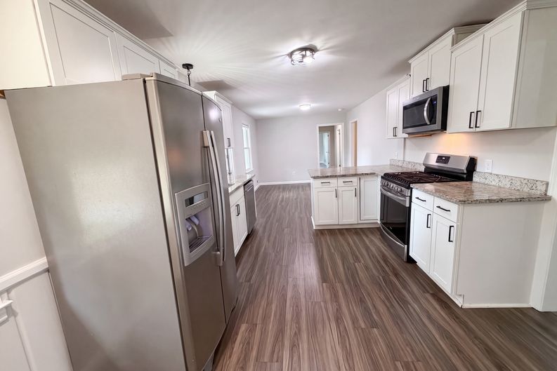 Photo 10 of 29 of 1710 Fairhaven Dr, Columbia, SC