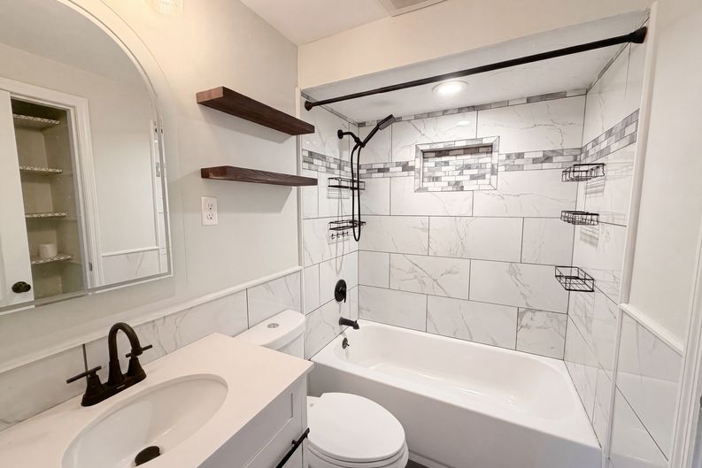 Photo 10 of 21 of 4481 Forest Trl, Cincinnati, OH