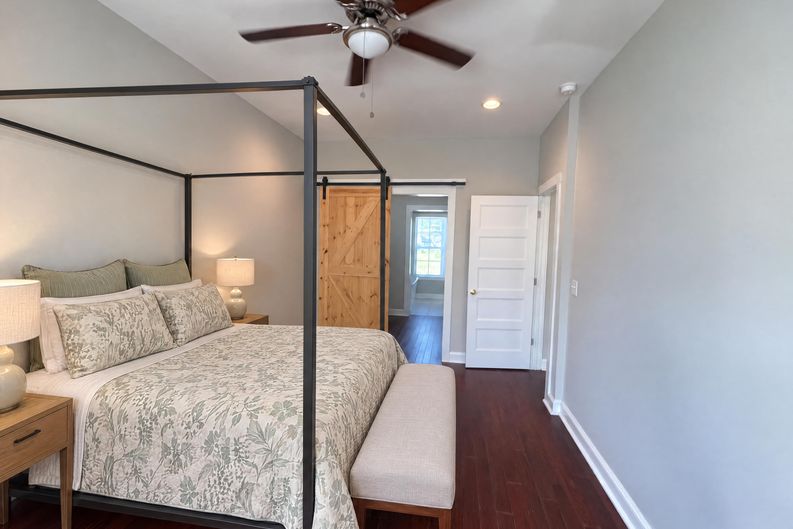 Photo 4 of 76 of 213 Joseph E Lowery Blvd NW, Atlanta, GA