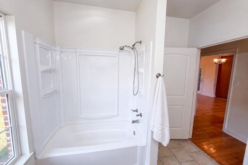 Photo 17 of 23 of 2433 Misty Ridge Dr, Lenoir City, TN