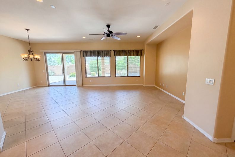 Photo 11 of 31 of 20359 N 262nd Dr, Buckeye, AZ