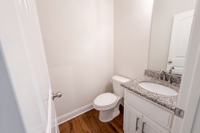 Photo 9 of 25 of 5152 Cedar Retreat Dr, Murfreesboro, TN