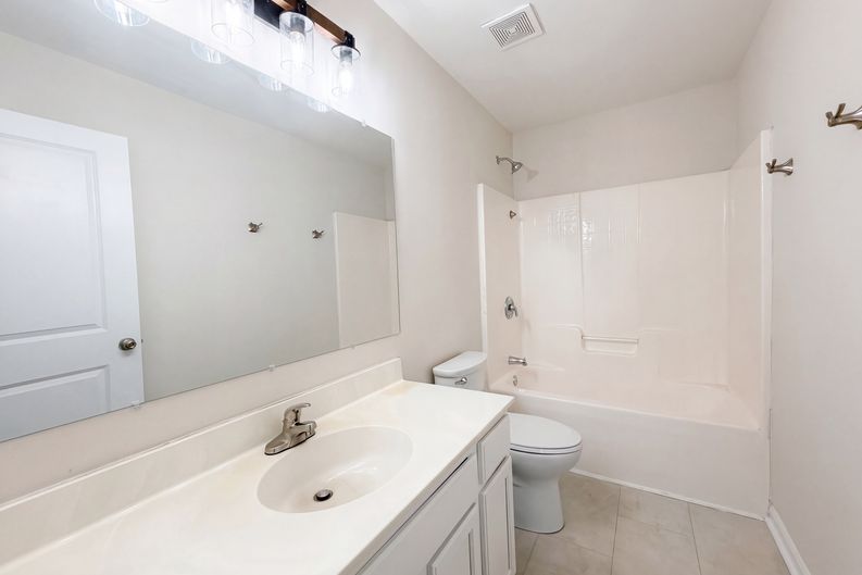 Photo 14 of 17 of 9794 Stockport Cir, Summerville, SC