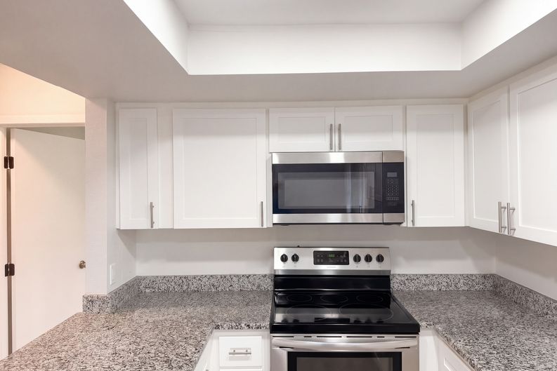Photo 9 of 29 of 26029 Luzon Ct, Punta Gorda, FL