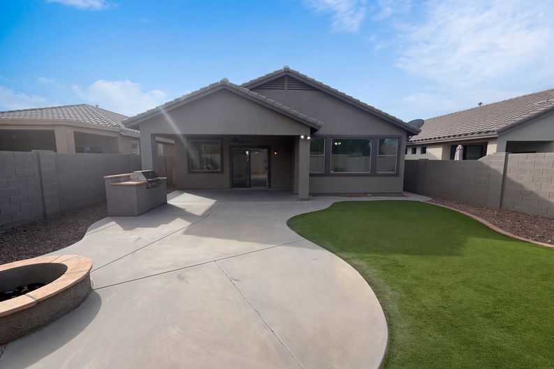 Photo 21 of 40 of 2464 W Warren Dr, Anthem, AZ