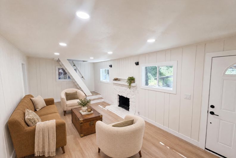 Photo 10 of 24 of 982 Oak Dr, Crestline, CA