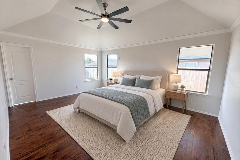 Photo 4 of 17 of 1618 Hillside Dr, Waxahachie, TX