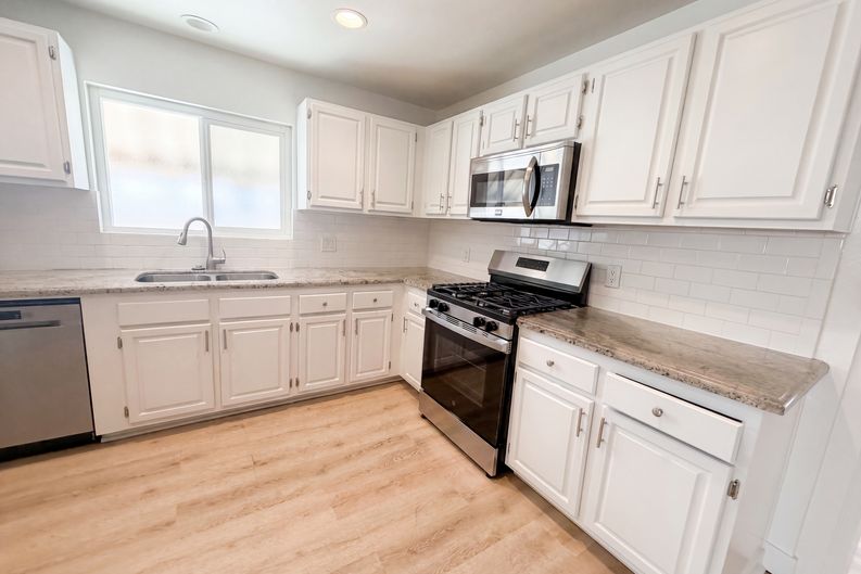 Photo 7 of 21 of 3595 Somis Rd, Somis, CA