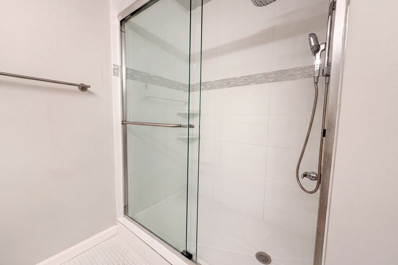 Photo 17 of 24 of 1480 SW 47th Ave, Deerfield Beach, FL
