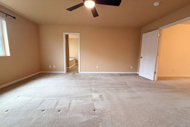 Photo 4 of 20 of 3468 SE Silver Fox Ave, Hillsboro, OR