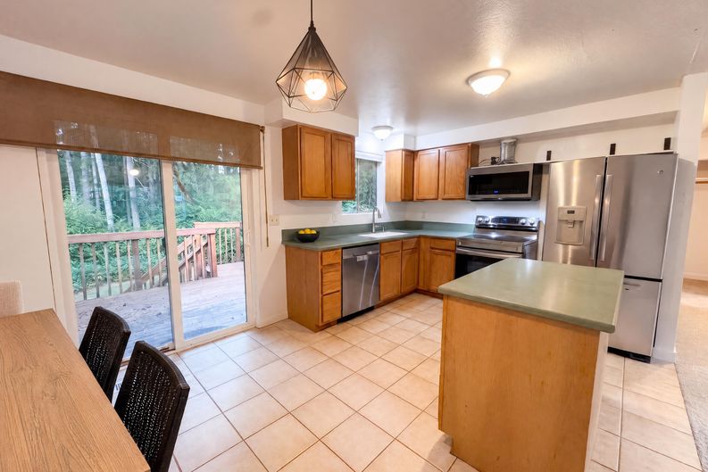 Photo 6 of 35 of 13615 97th Ave NW, Gig Harbor, WA