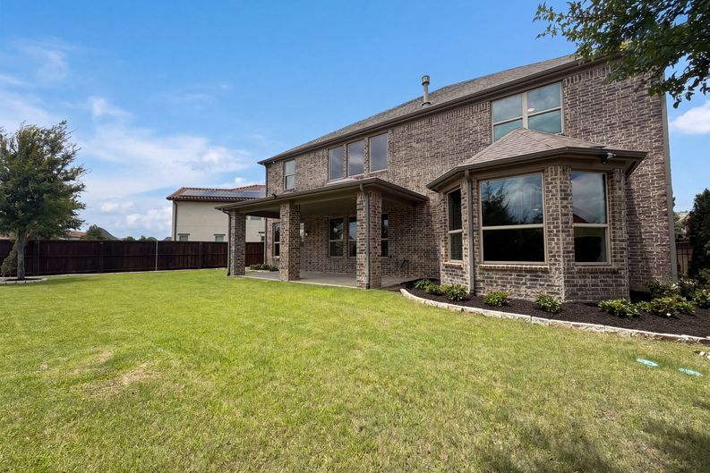 Photo 40 of 42 of 7221 Durand Dr, Irving, TX