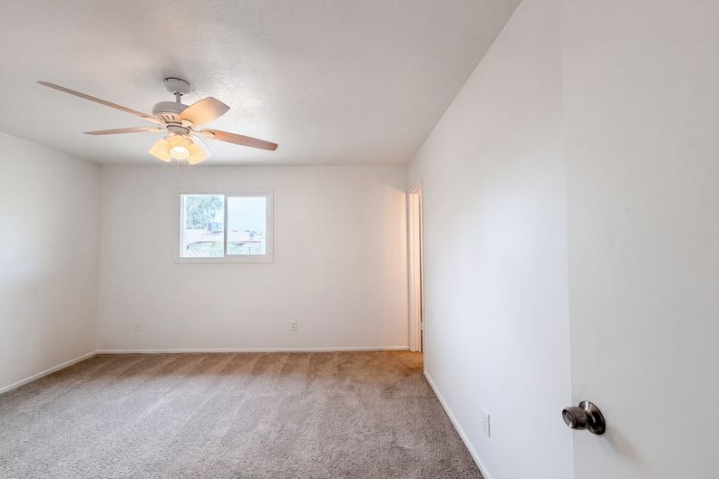 Photo 11 of 19 of 1226 E 11th Pl, Casa Grande, AZ