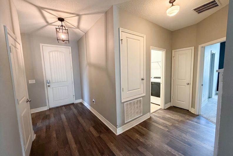 Photo 6 of 20 of 10029 Weathers Loop, Clermont, FL