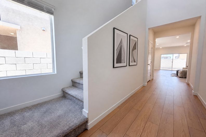 Photo 6 of 22 of 8379 W Rochelle Ave, Las Vegas, NV