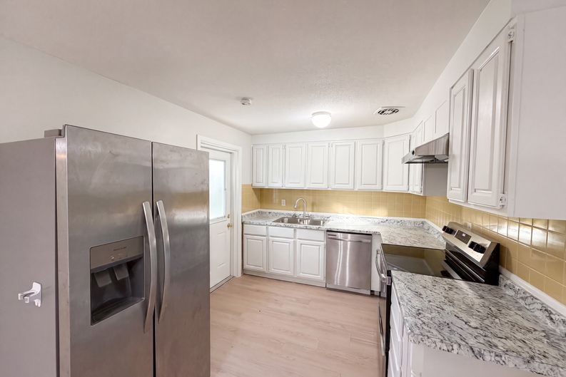 Photo 17 of 24 of 1436 Alabama Ave, Holly Hill, FL
