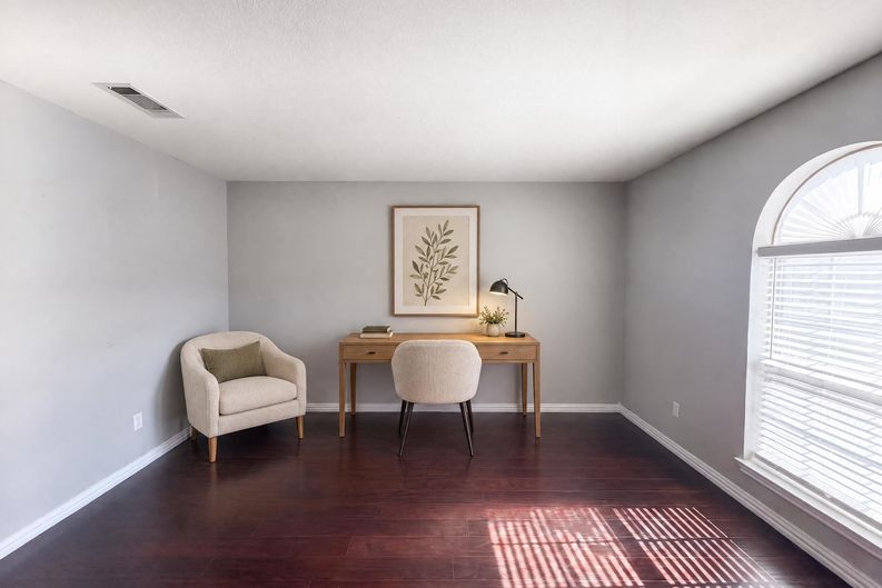 Photo 4 of 21 of 4609 Oxford Dr, Killeen, TX