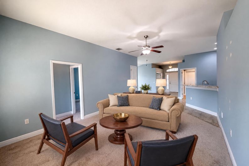 Photo 13 of 26 of 1229 Longville Cir, Tavares, FL