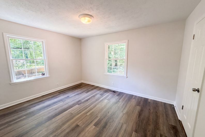 Photo 6 of 23 of 537 Green St, Monroe, GA