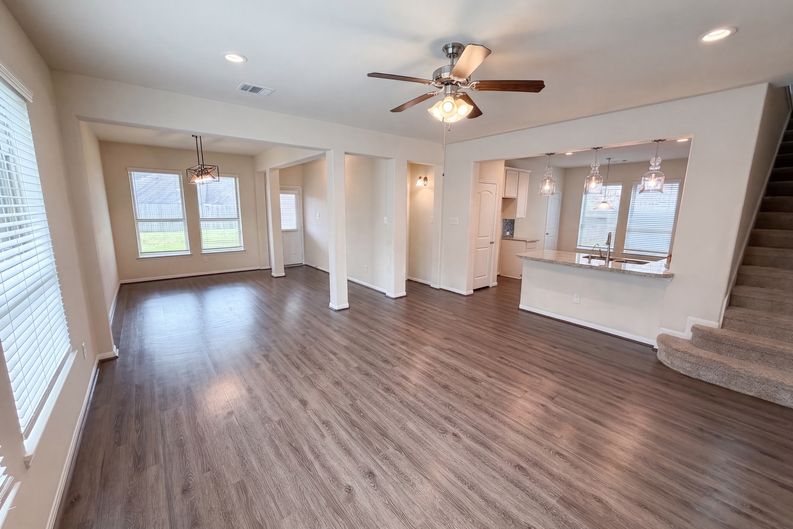 Photo 3 of 29 of 12338 Bedford Bend Dr, Humble, TX