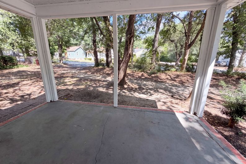 Photo 14 of 15 of 441 Byrnes St, Allendale, SC