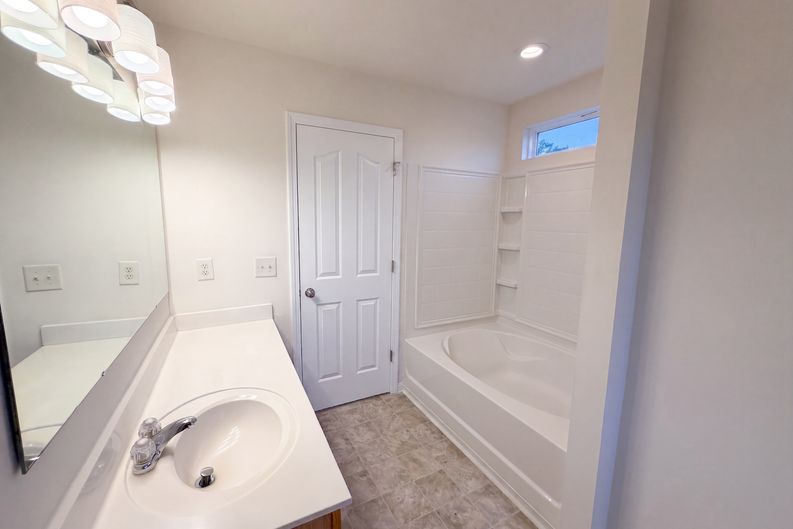Photo 16 of 21 of 315 Royal Grey Ct, Winston Salem, NC