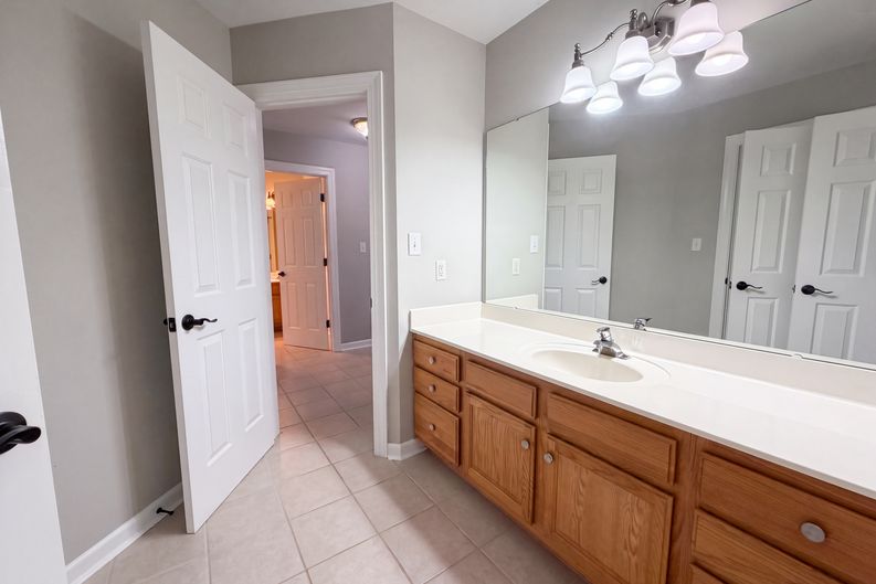 Photo 10 of 23 of 114 Stirling Heights Ln, Fort Mill, SC
