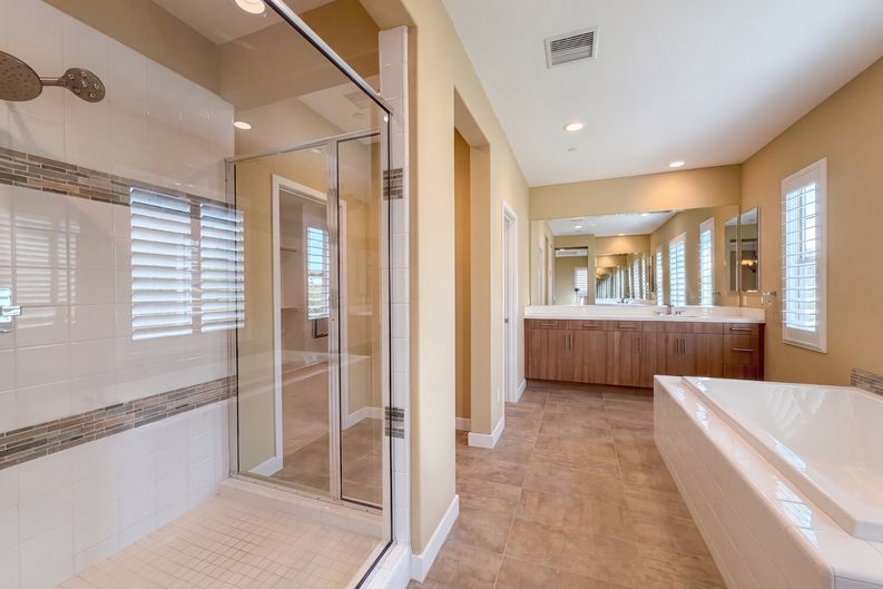 Photo 21 of 37 of 627 E Orange Blossom Way, Azusa, CA
