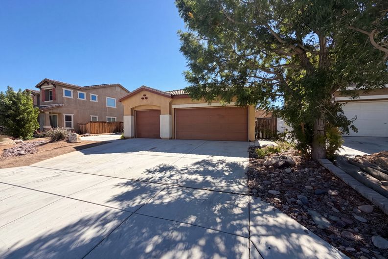 Photo 31 of 33 of 12783 Brandon St, Victorville, CA