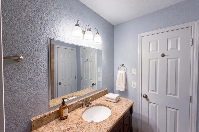 Photo 13 of 19 of 502 Jennings St, Nocona, TX