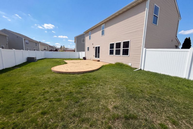 Photo 42 of 44 of 42824 Greystone Dr, Sterling Heights, MI