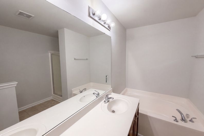 Photo 8 of 16 of 1317 Hosmer Ct, Wake Forest, NC