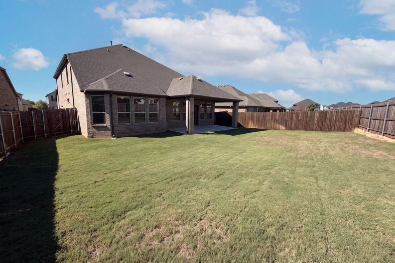 Photo 33 of 37 of 3704 Bluestem Blvd, Argyle, TX