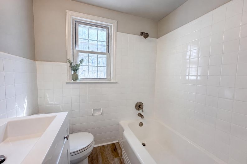 Photo 11 of 23 of 19 Delekas Ave, South Plainfield, NJ