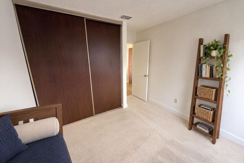 Photo 11 of 22 of 6300 Seyferth Way, Sacramento, CA