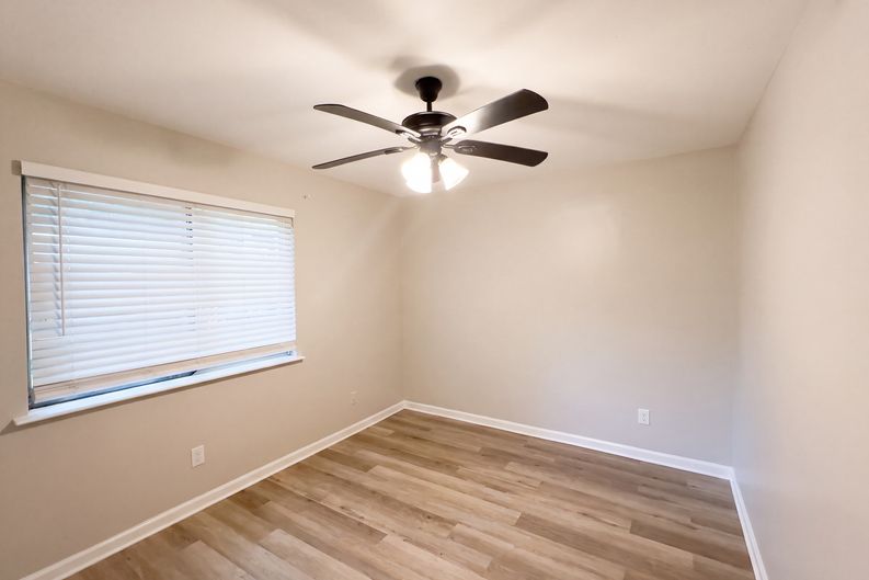 Photo 4 of 14 of 335 Homeville Rd, Collierville, TN