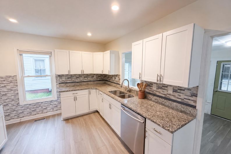 Photo 6 of 29 of 199 Vance Dr NE, Concord, NC