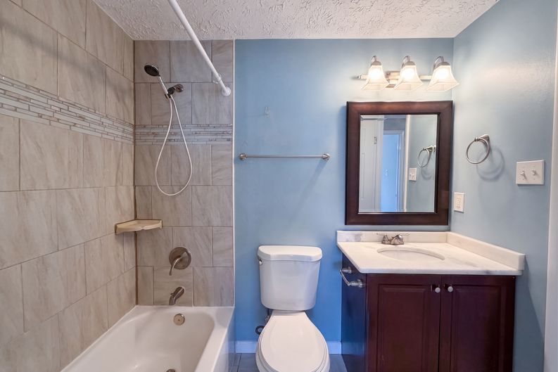 Photo 24 of 57 of 8769 Kanawha Ct, Lorton, VA