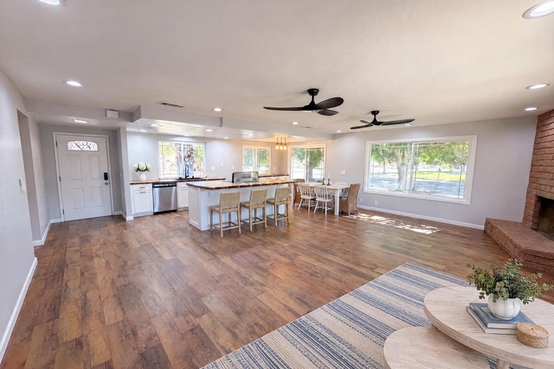 Photo 13 of 18 of 14729 Hartford Ln, Helendale, CA