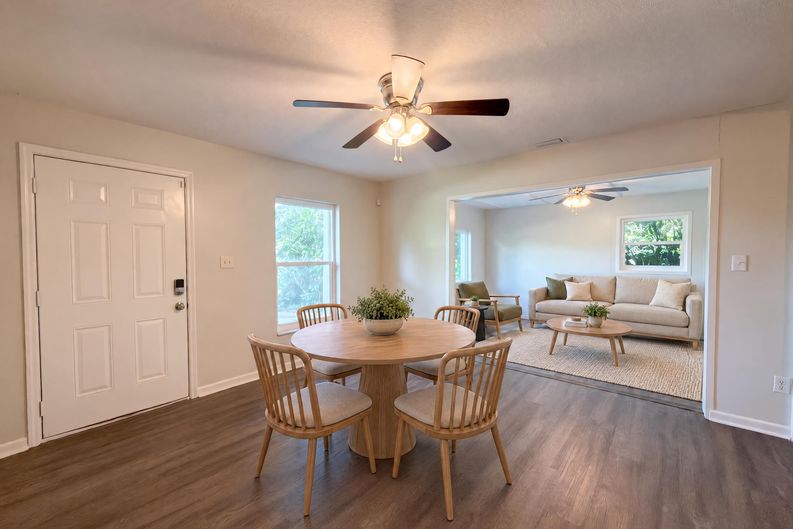 Photo 7 of 25 of 740 SE 28th St, Ocala, FL