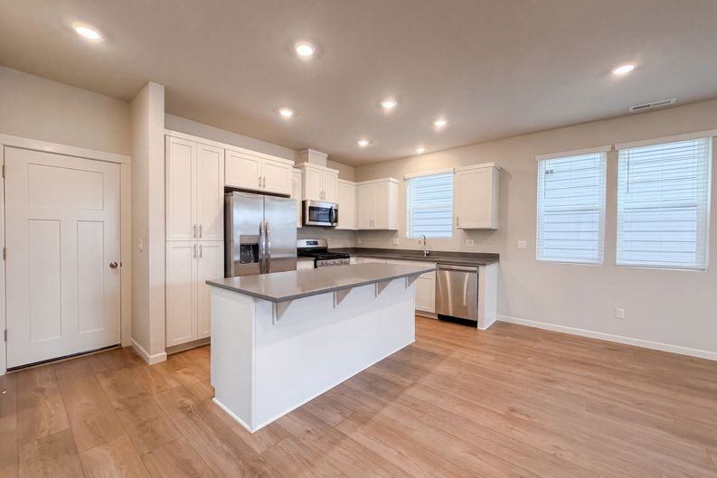 Photo 8 of 24 of 11319 NW 317th Ave, North Plains, OR