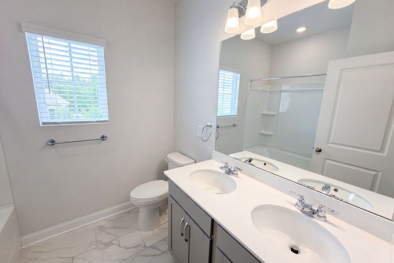 Photo 9 of 20 of 1217 Black Walnut St, Monroe, NC
