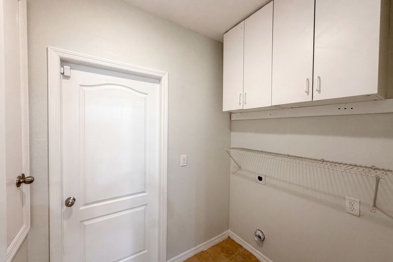 Photo 18 of 24 of 1048 Bethpage Rd, Auburndale, FL