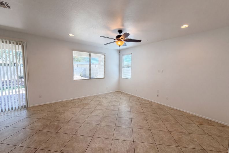 Photo 3 of 38 of 21276 W Berkeley Rd, Buckeye, AZ